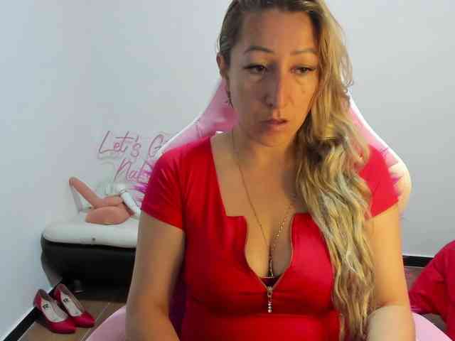 chrystal85 webcam