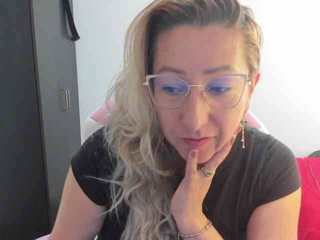 chrystal85 webcam