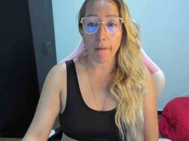 chrystal85 webcam