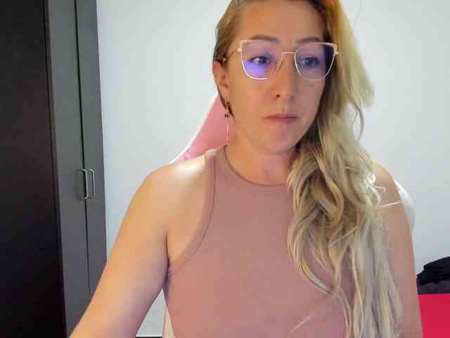 chrystal85 webcam