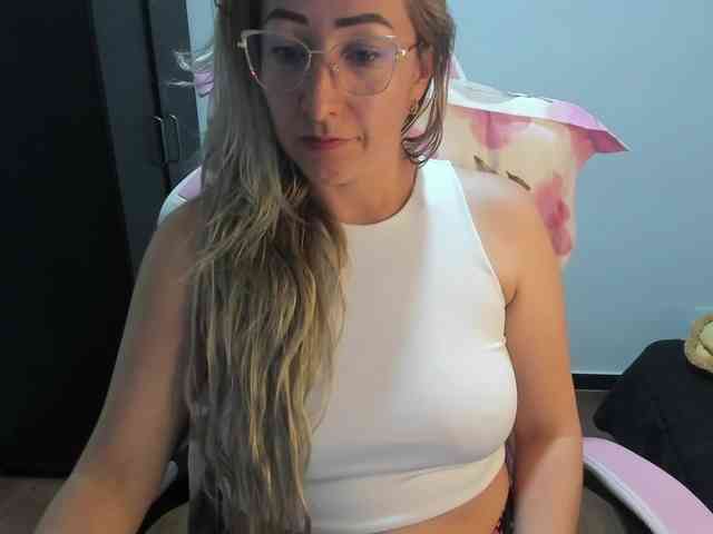 chrystal85 chrystal85