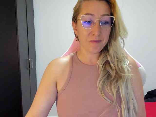 chrystal85 webcam