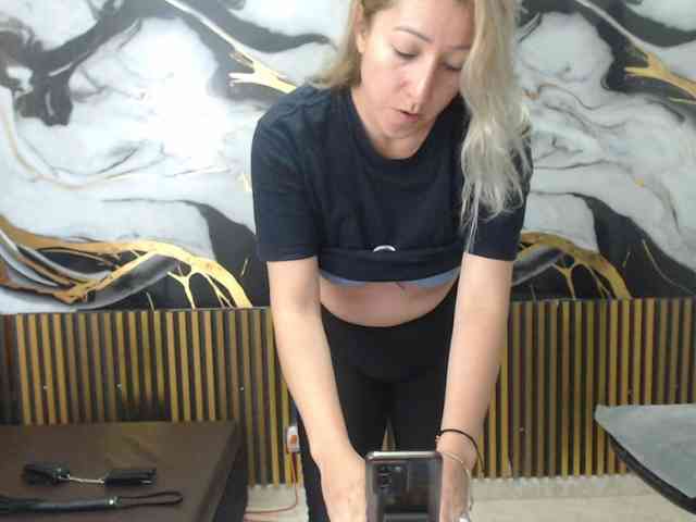 chrystal85 webcam