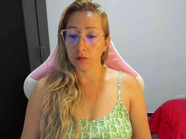 chrystal85 webcam