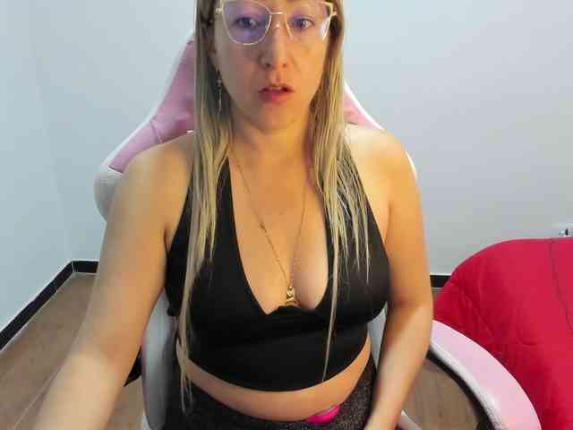 chrystal85 webcam