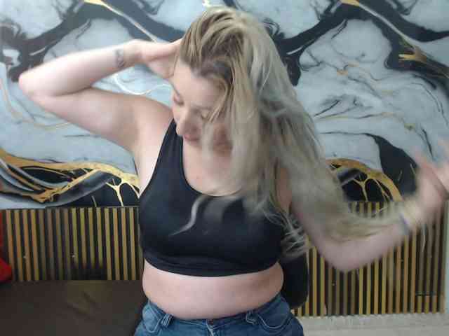 chrystal85 webcam