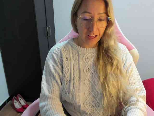 chrystal85 chrystal85