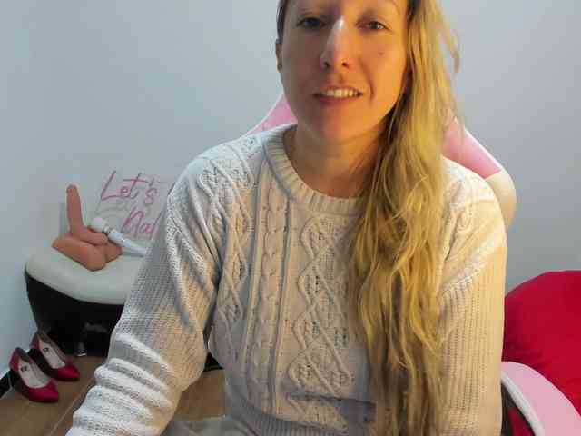 random live chat Chrystal85