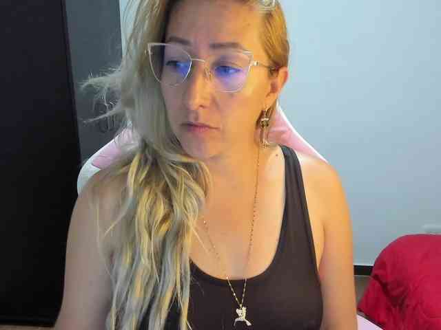 chrystal85 webcam