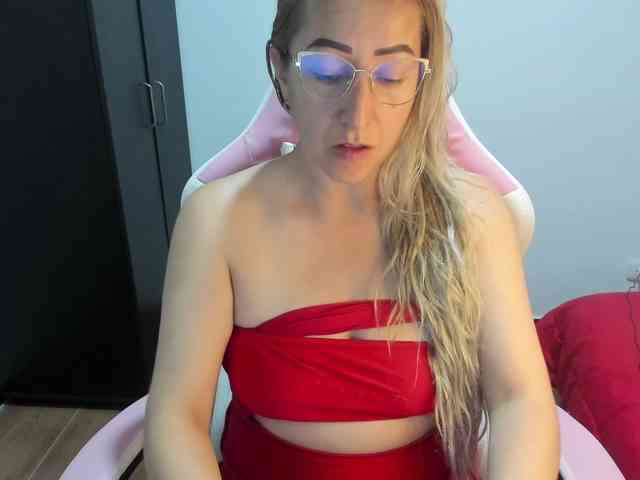 chrystal85 chrystal85