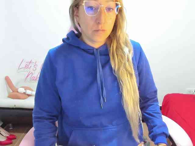 chrystal85 chrystal85