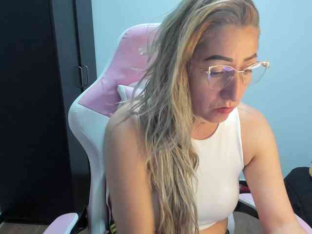 chrystal85 webcam