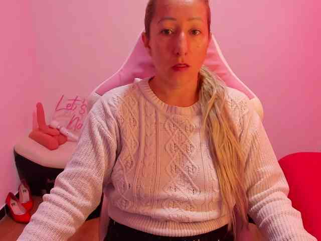 chrystal85 chrystal85