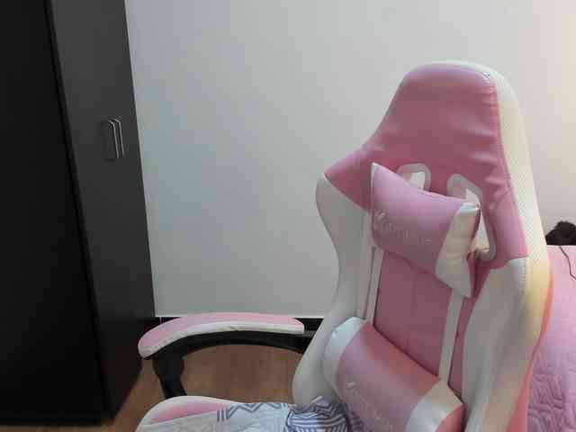 chrystal85 webcam