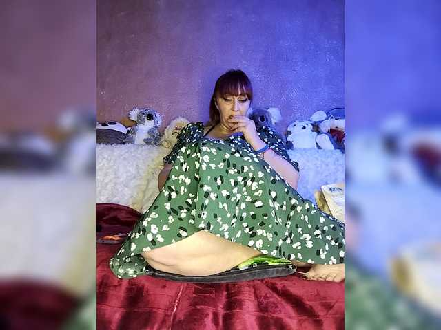 ElizaCutie's BongaCams show and profile