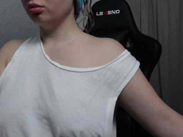 SelenaNoir webcam