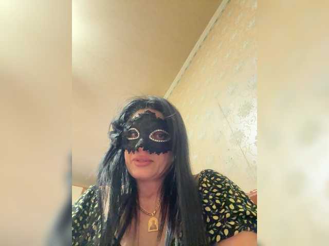 Vika-62's BongaCams show and profile