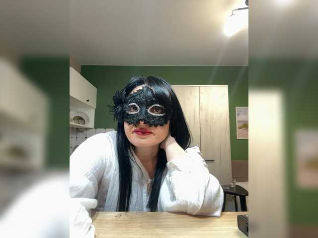 Vika-62 – webcam model profile photo