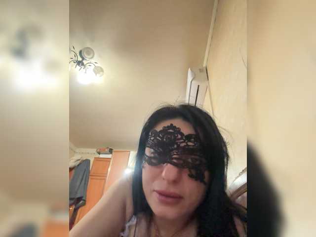 Vika-62 – webcam model profile photo