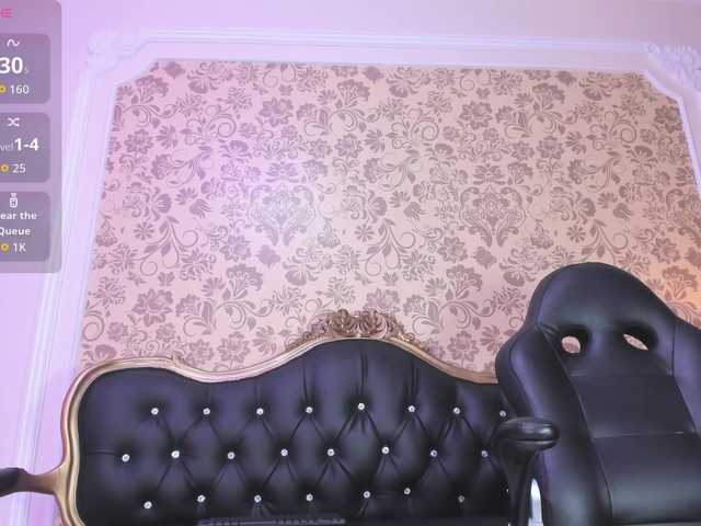 MiaCassel's BongaCams show and profile