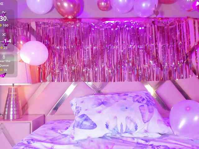 MiaCassel Live Webcam on BongaCams