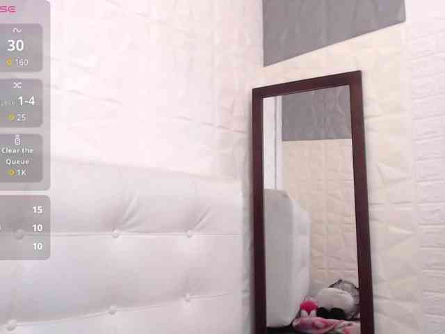 LunaRomantic webcam