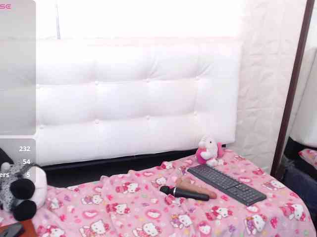 LunaRomantic webcam