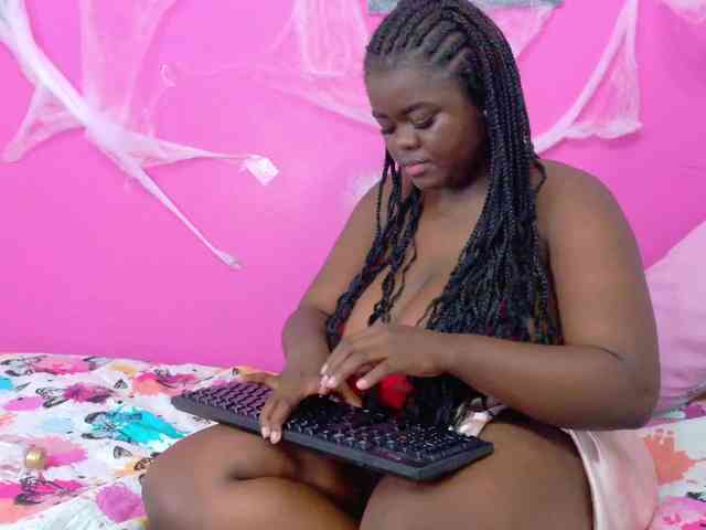 thickebonyprincess webcam