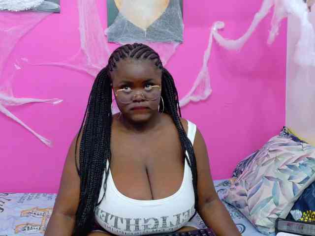 thickebonyprincess webcam