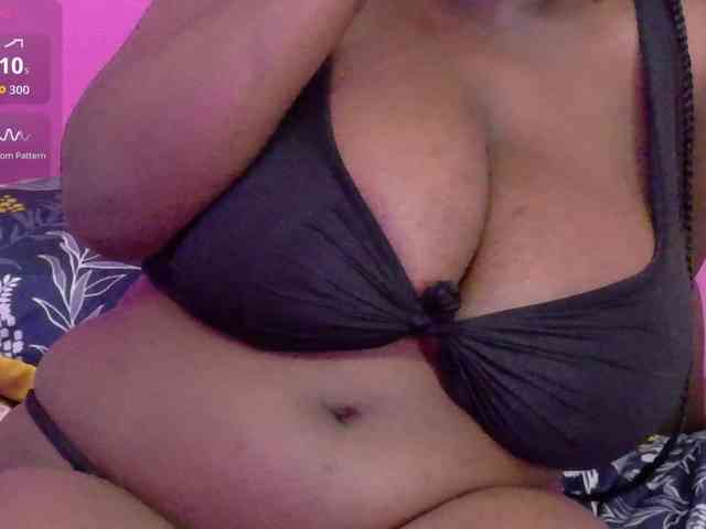 thickebonyprincess webcam