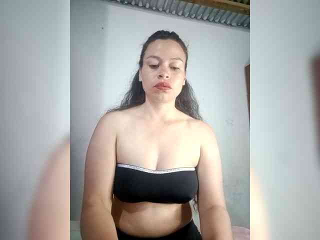 Camilamendez webcam
