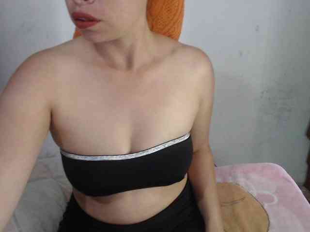 Camilamendez webcam