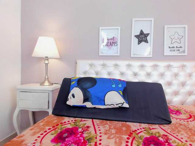 megan-loviitz's BongaCams show and profile