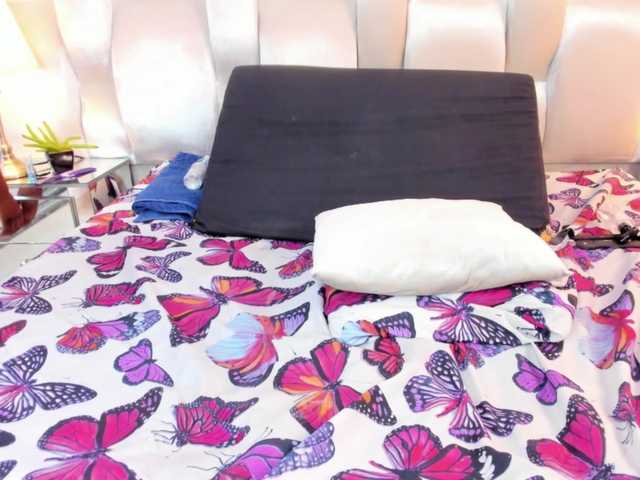 megan-loviitz's BongaCams show and profile