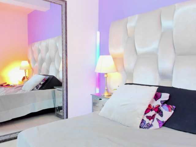 megan-loviitz's BongaCams show and profile