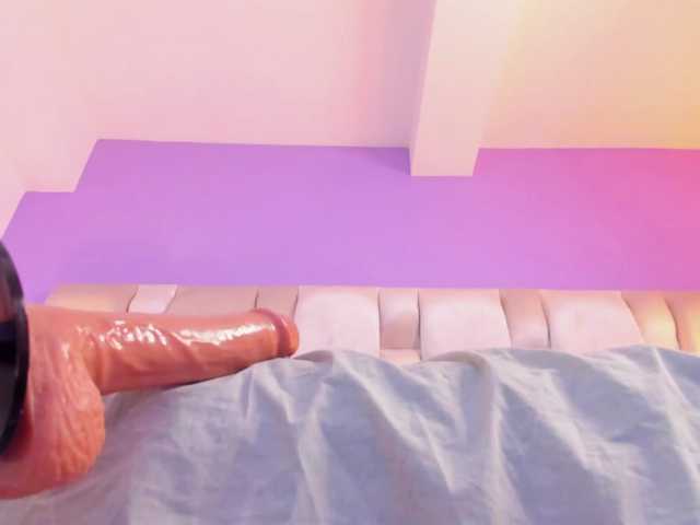 megan-loviitz's BongaCams show and profile