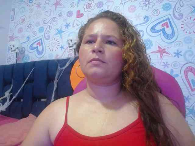 ALICIA-REYES webcam
