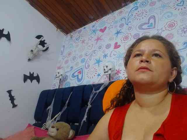 ALICIA-REYES webcam