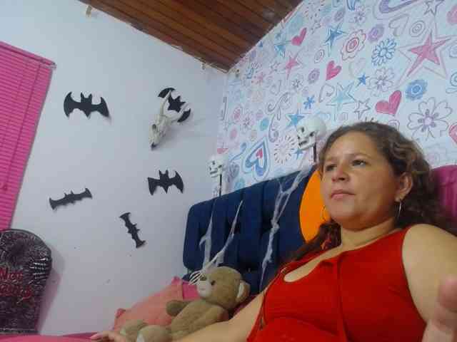 ALICIA-REYES webcam