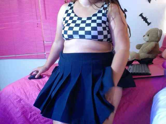 ALICIA-REYES webcam