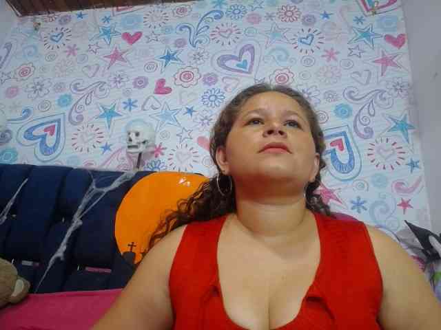 ALICIA-REYES webcam