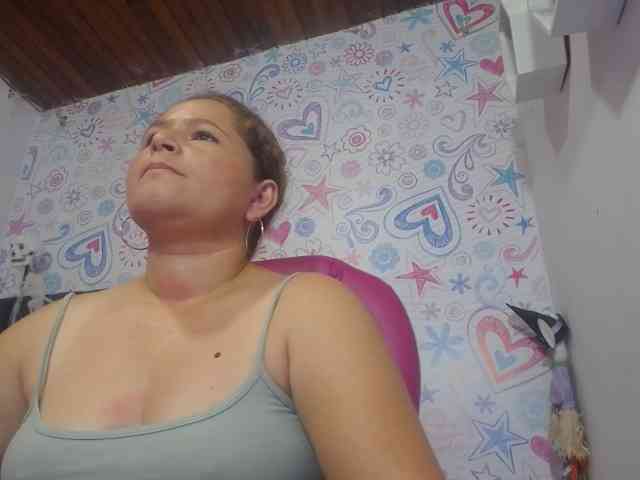 ALICIA-REYES webcam