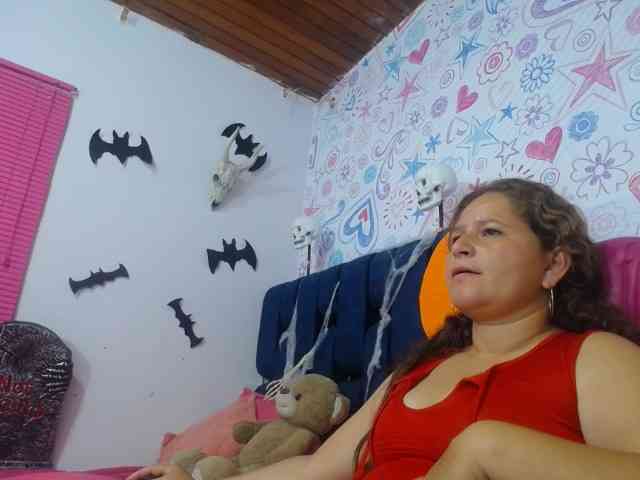 ALICIA-REYES webcam