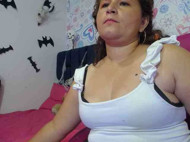 ALICIA-REYES webcam
