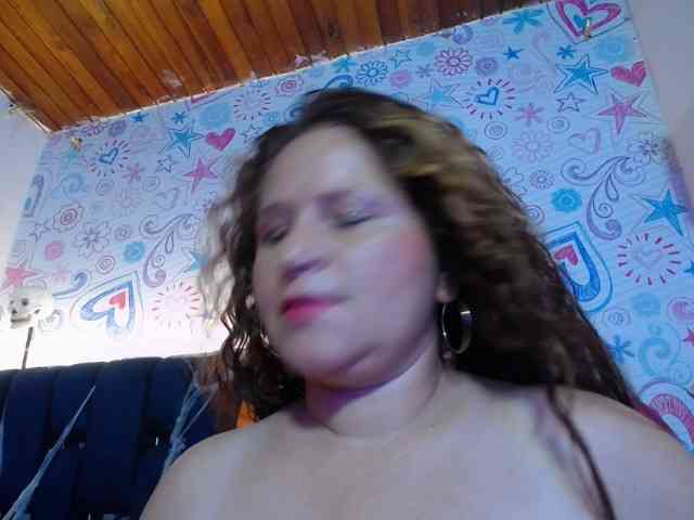 ALICIA-REYES webcam