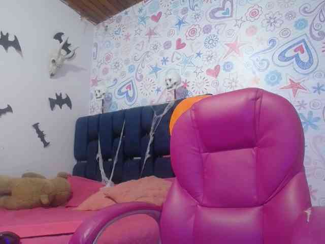 ALICIA-REYES webcam