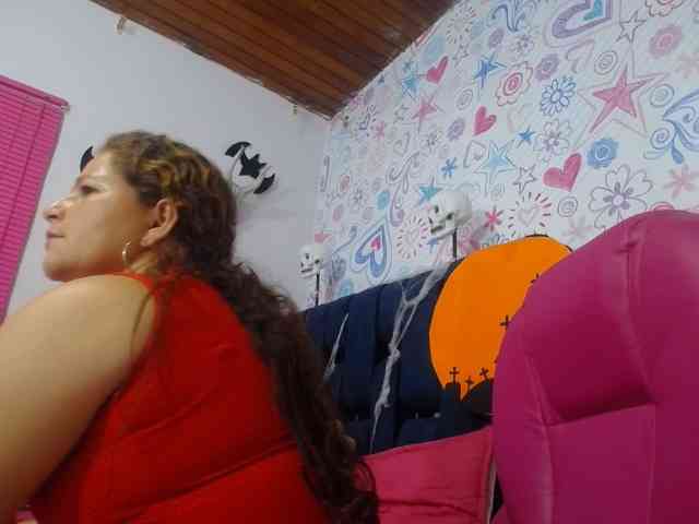 ALICIA-REYES webcam