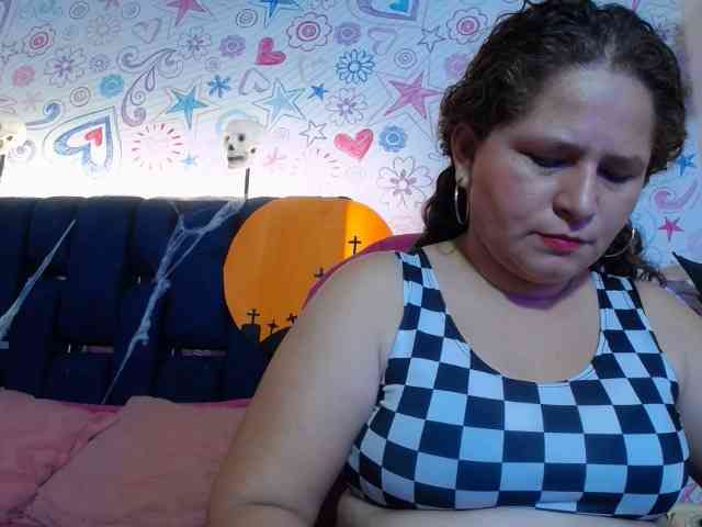 ALICIA-REYES webcam