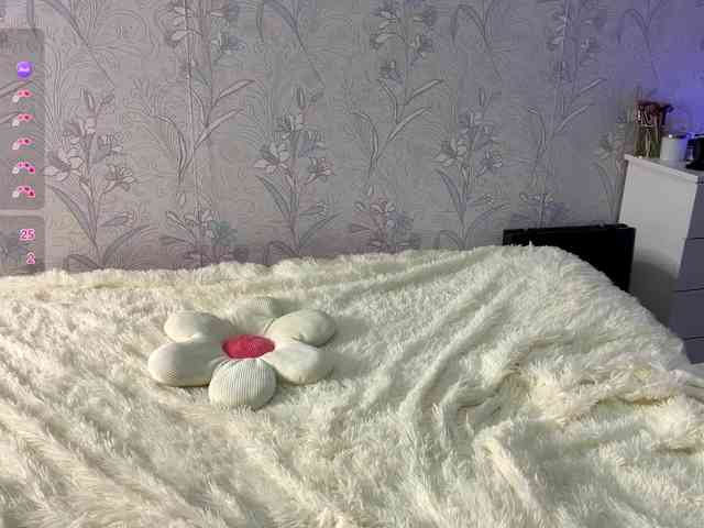 BreannaKensey webcam