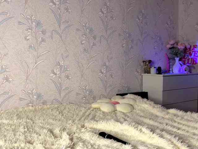 BreannaKensey webcam